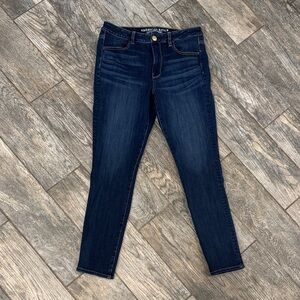 American Eagle Outfitters Women's High Rise Jegging with 360 stretch
